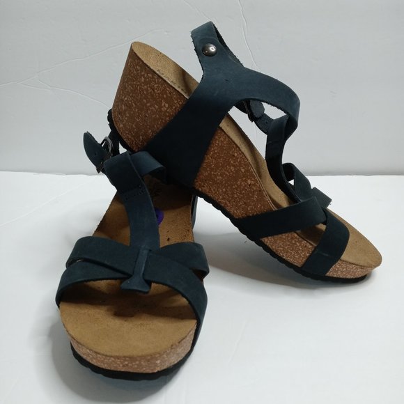 luna blu wedge heel sandals